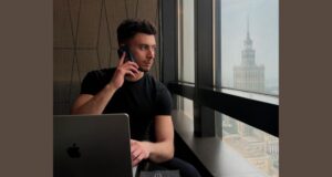 Da Tokyo a Toronto: la storia di Nicolò Parodi, l’imprenditore digitale che racconta il mondo sui social