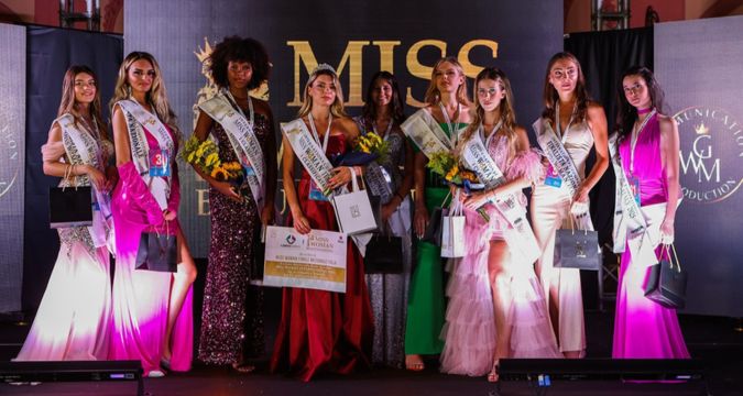 Finaliste Miss Woman Italia a Villa Signorini per Save the Children