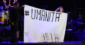 Fiorella Mannoia in concerto a Roccella Jonica e Diamante con “Fiorella Sinfonica – Live con Orchestra”