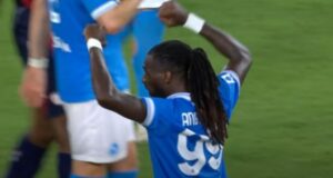 Napoli-Cagliari, Anguissa festeggia il gol vittoria al Diego Armando Maradona