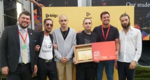 Anteros Marra riceve il We Short Award al Social World Film Festival 2025 a Venezia