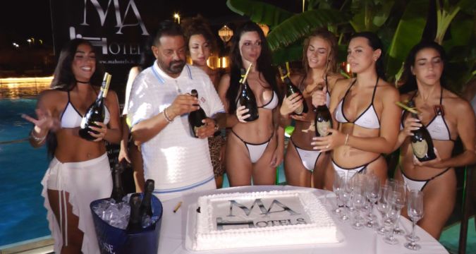 Pool Party MA Hotels al Frontemare Experience di Licola con Costantino Vitagliano