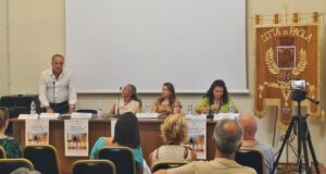 Anziani protagonisti del progetto Non più Soli e Memorie in Cammino per valorizzare la storia dei territori Paola Cetraro.